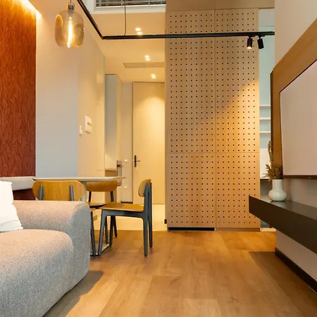 Zins Luxury 酒店 Durrës