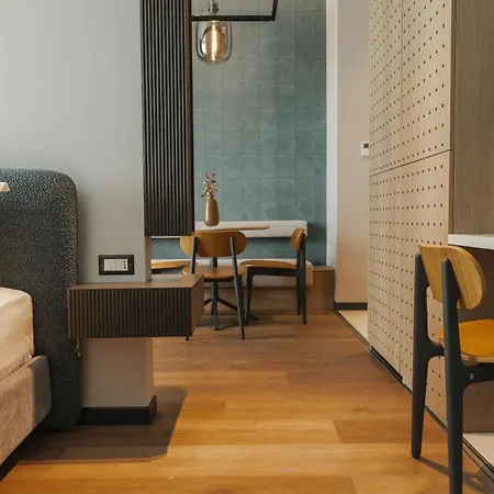 Zins Luxury * Durrës