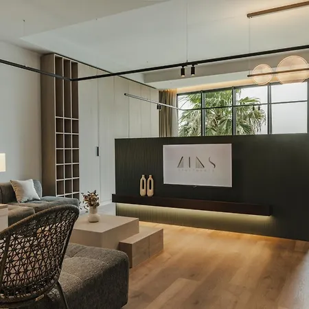 酒店 Zins Luxury *